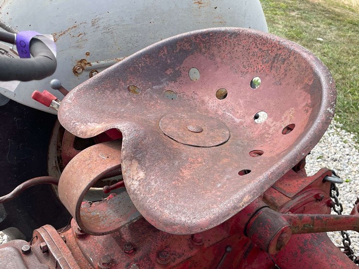 ford-8n-image-37