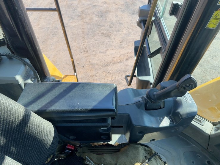 2016-caterpillar-980m-image-28