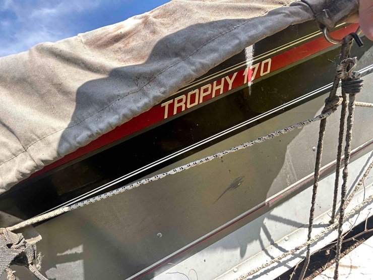 alumacraft-tropy-170-boat-image-11