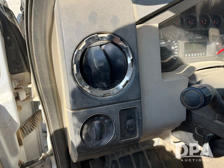 2009-ford-f250-xlt-image-46