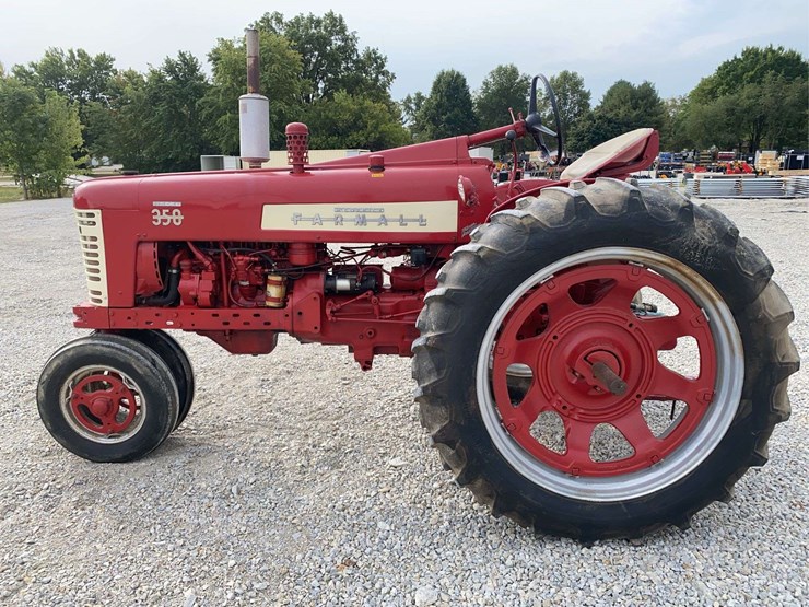 farmall-350-diesel-image-9