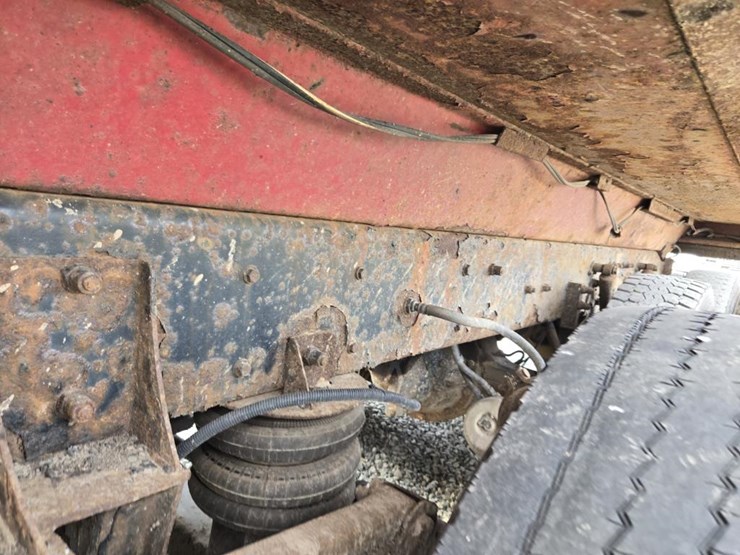 2002-kenworth-t800-image-29