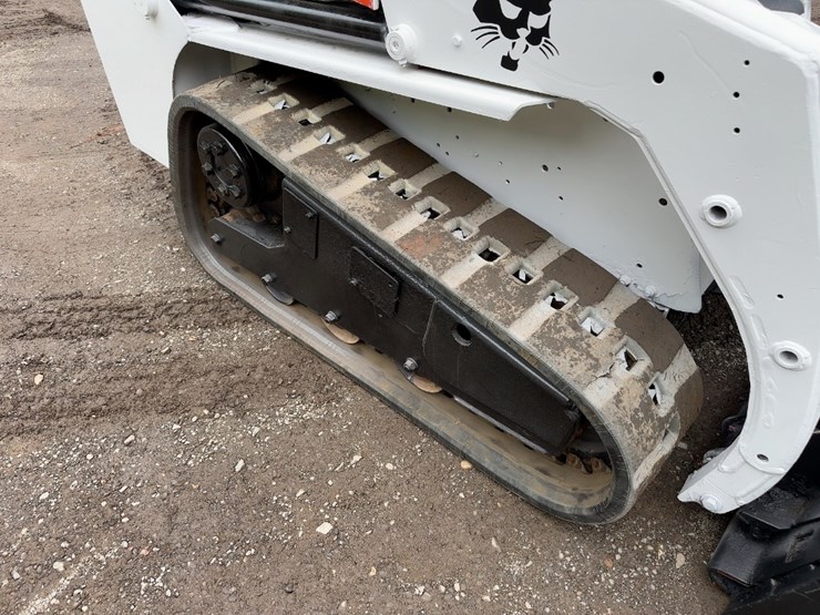 2006-bobcat-t140-image-10