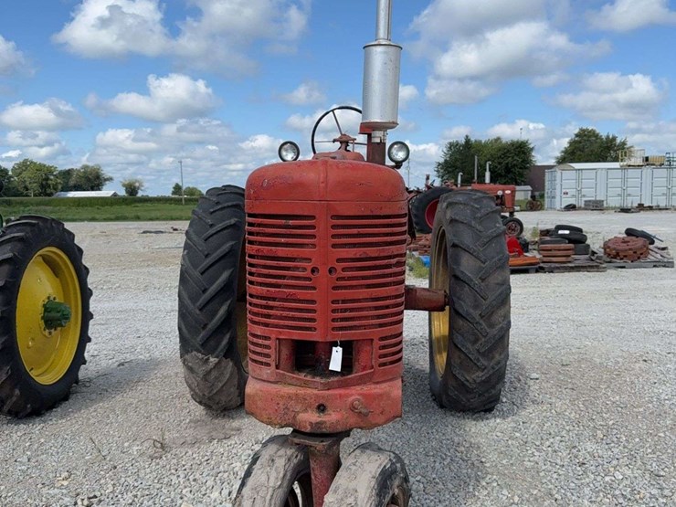 farmall-m-image-3
