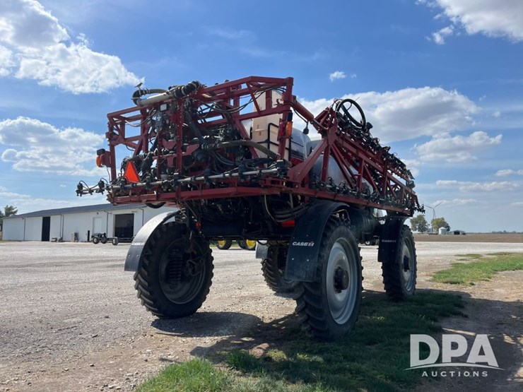 2017-case-ih-patriot-4440-image-10