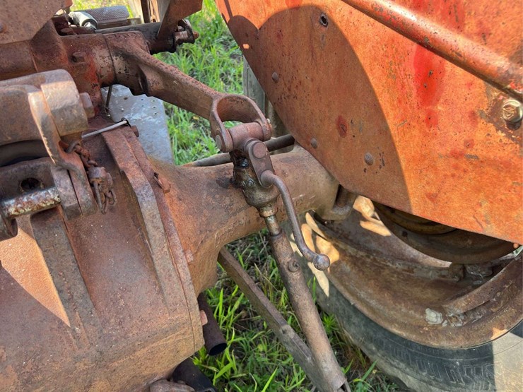 massey-ferguson-50-image-58