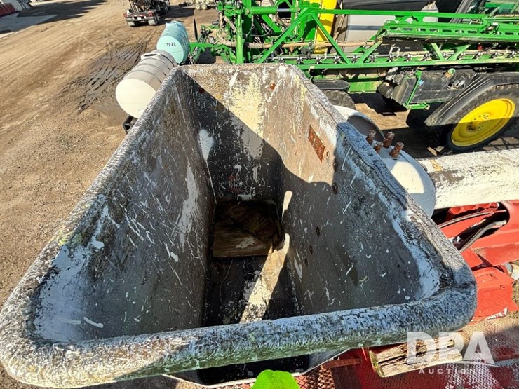 1981-international-1754-bucket-truck-(gp11561,-unit-78228)-image-42