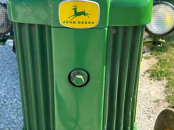 1956-john-deere-320u-image-13