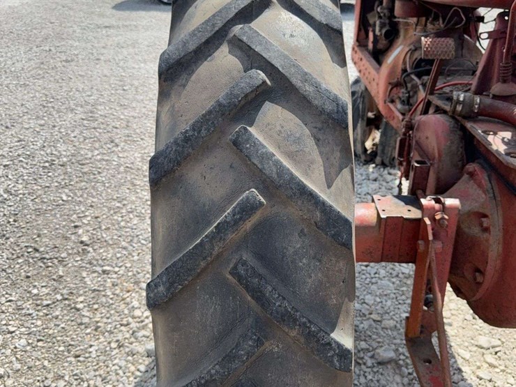 farmall-m-image-22