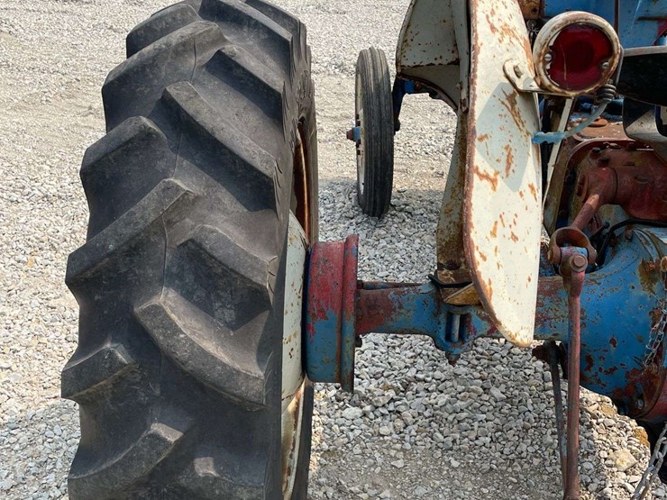 ford-8n-image-34