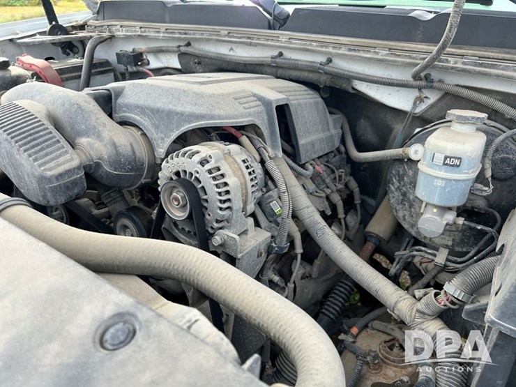 2008-chevrolet-silverado-image-15