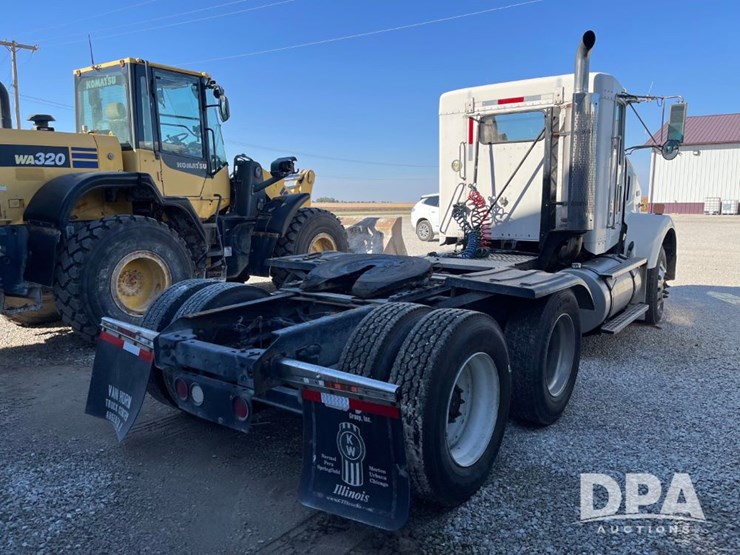 2005-kenworth-t800-image-8