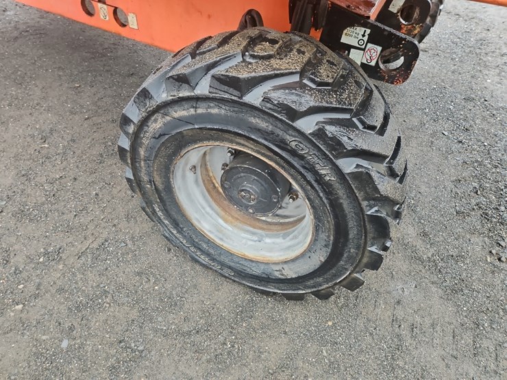 2002-jlg-400s-image-14
