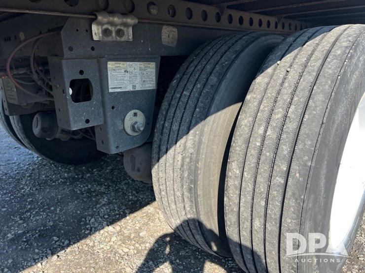 2015-hyundai-reefer-image-8