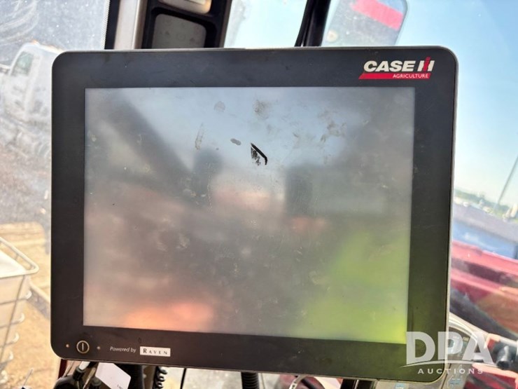 2015-case-ih-patriot-4440-image-116