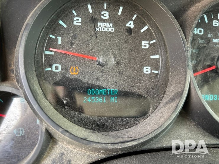 2008-chevrolet-silverado-image-24