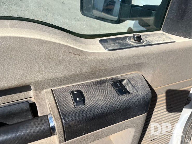 2009-ford-f250-xlt-image-40