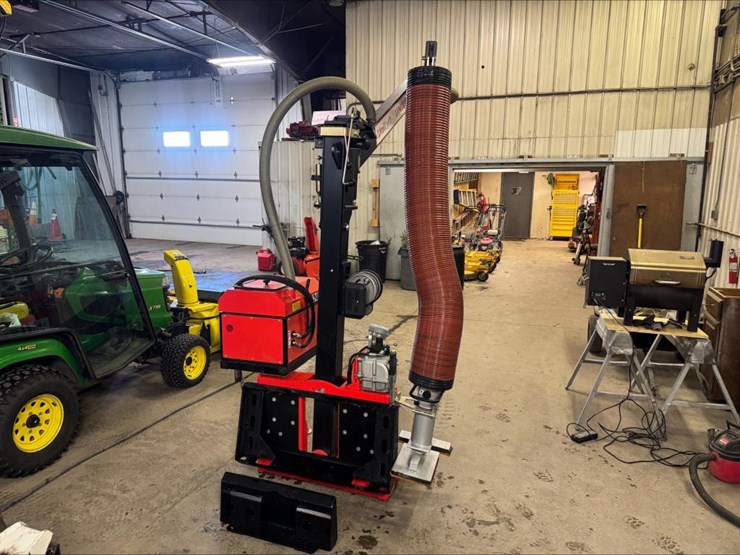 #2147-•-unilyft-paver-placer-for-mini-skid-steer-image-3