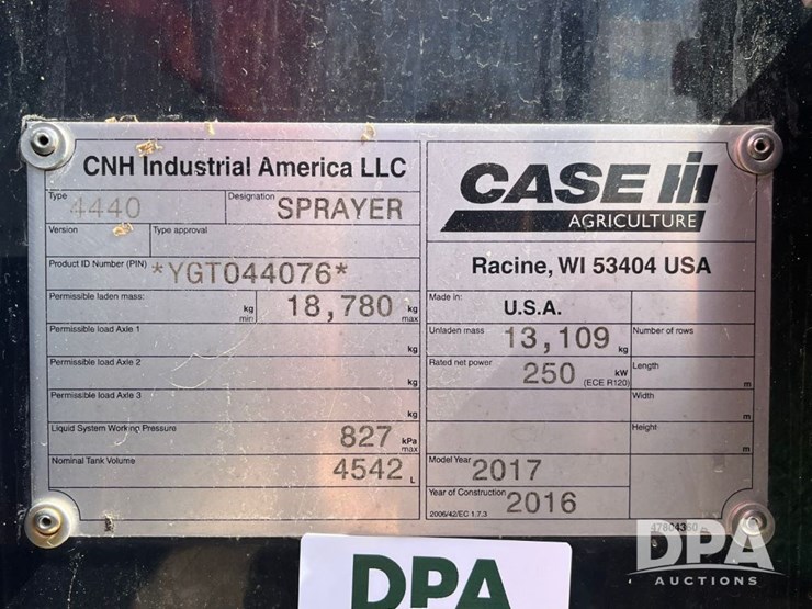 2017-case-ih-patriot-4440-image-85