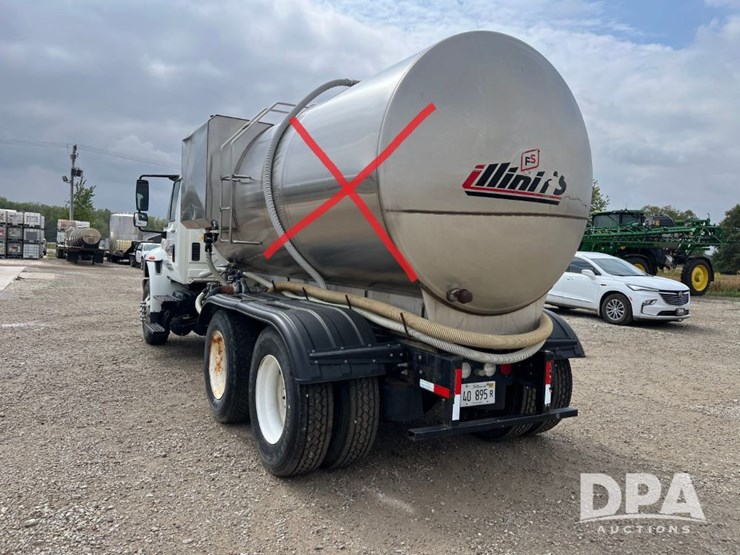 2009-ihc-durastar-4400-truck-(jn3095,-unit-537)-image-13
