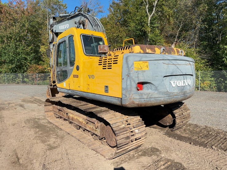 2002-volvo-ec150-image-3