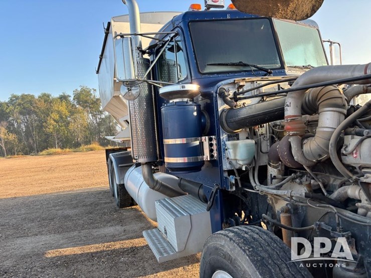 1991-peterbilt-379-image-28