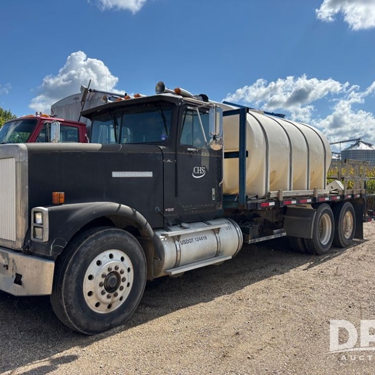 1986 INTERNATIONAL 9300