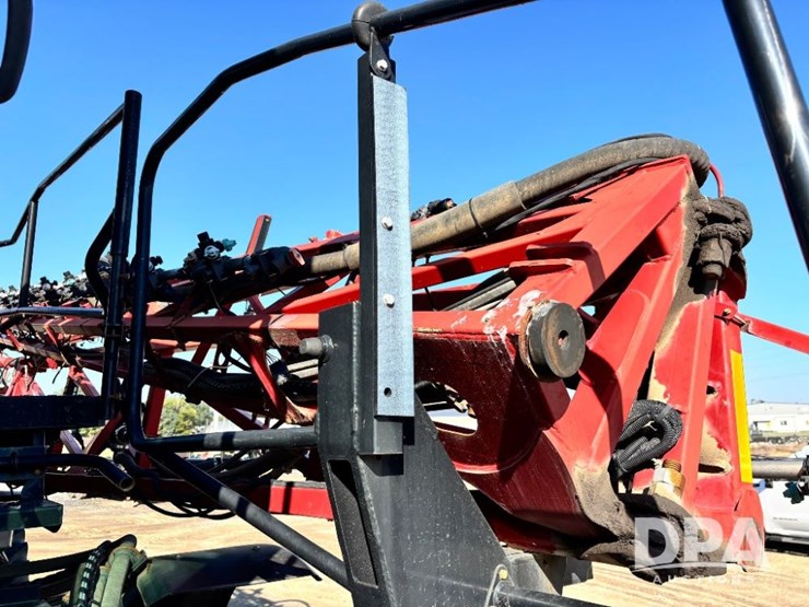 2015-case-ih-patriot-4440-image-74