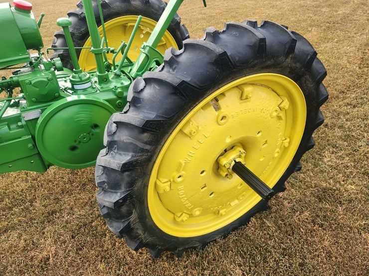 john-deere-b-image-20