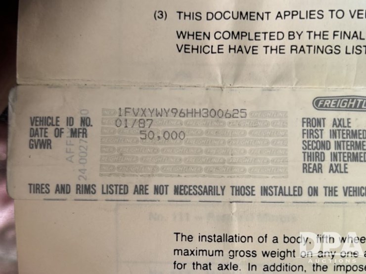 1987-freightliner-fld120-image-8
