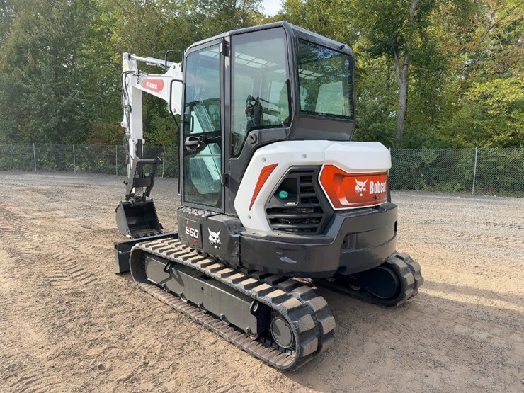 2023-bobcat-e60-image-3