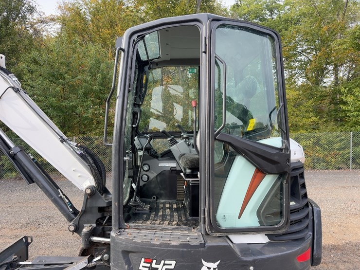 2023-bobcat-e42-image-27