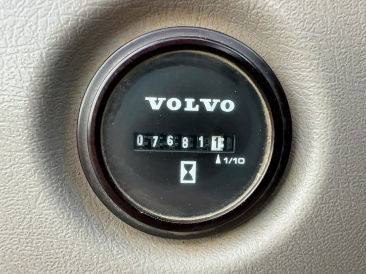 2018-volvo-ecr88d-image-41