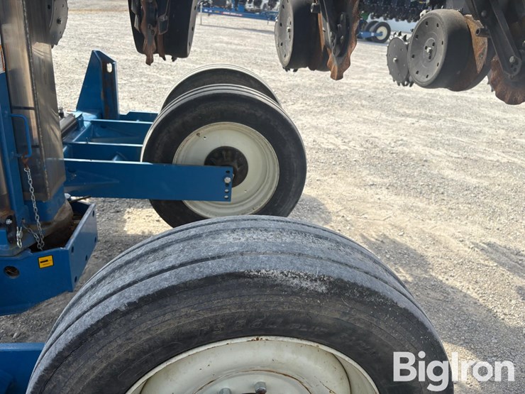 2019-kinze-3600-image-14