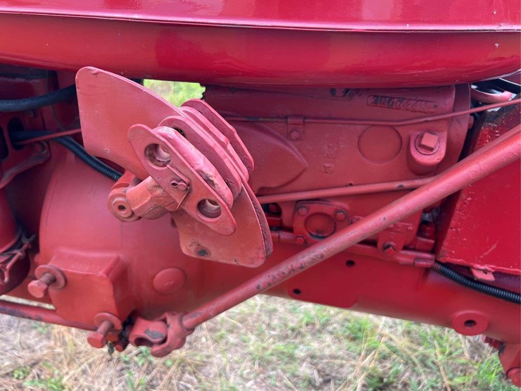 farmall-c-image-78