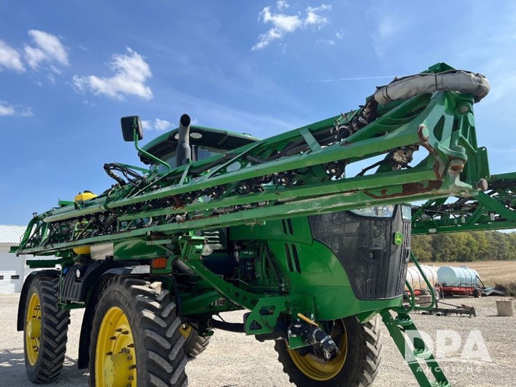 2019-john-deere-r4045-image-29