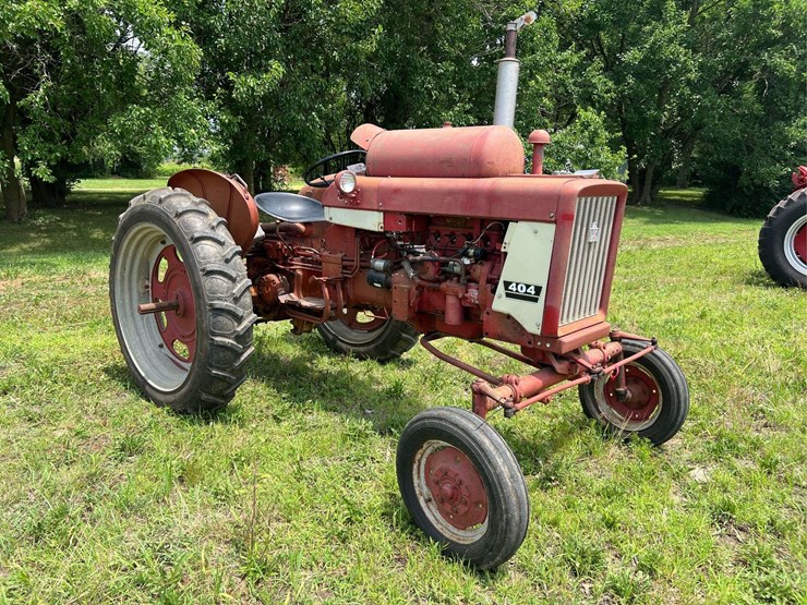 farmall-404-lp-image-7