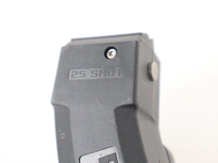 #79-•-#4032-•-(2)-ruger-10/22-bx-25x2-50rd-tandem-magazine-image-4