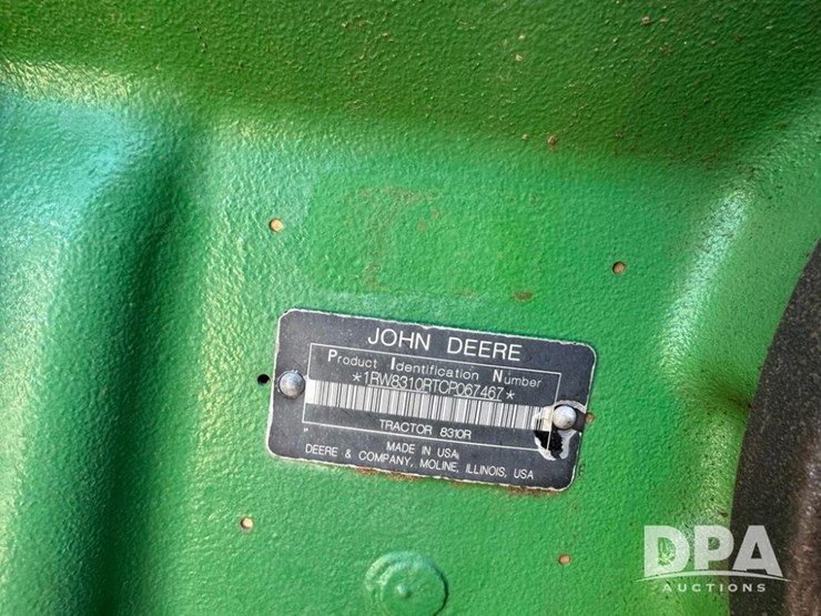 2013-john-deere-8310r-image-24
