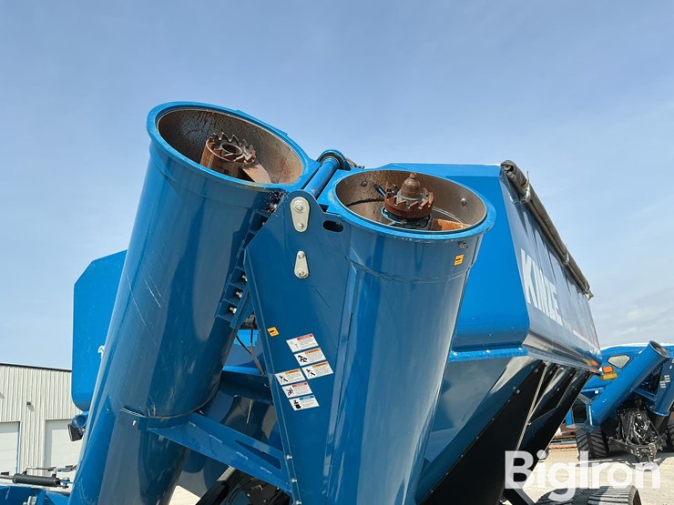 2022-kinze-1321-grain-cart-image-13