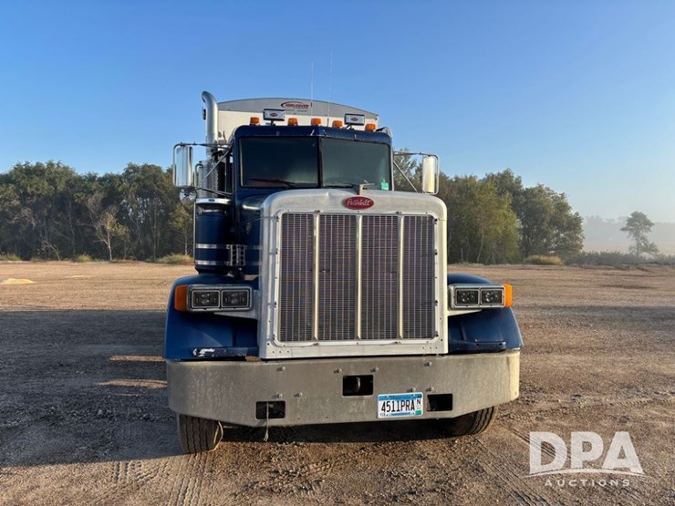 1991-peterbilt-379-image-22