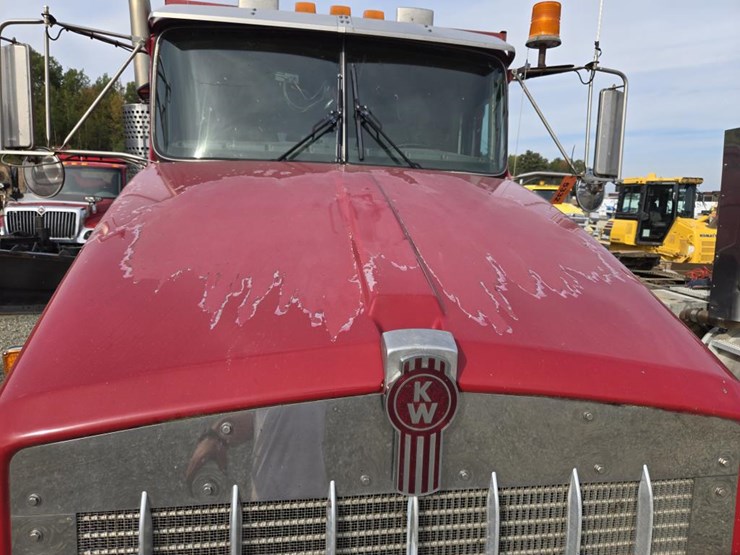2002-kenworth-t800-image-13