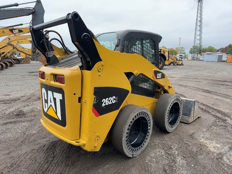 2012-caterpillar-262c2-image-5