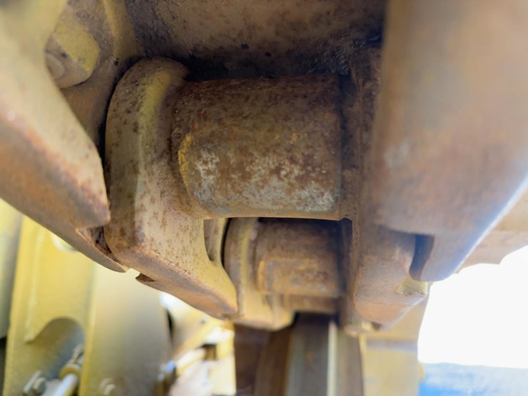 1988-caterpillar-d4h-image-15