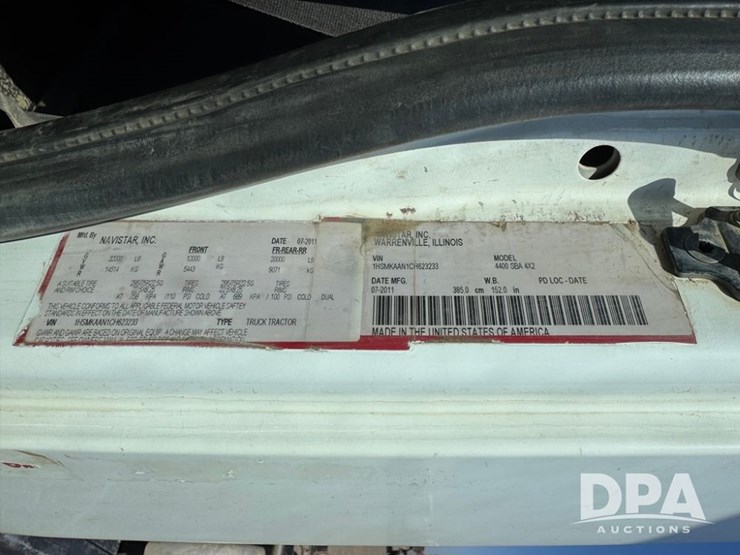 2012-international-durastar-4400-image-9