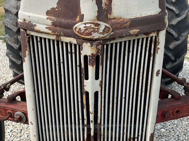 ford-8n-image-9
