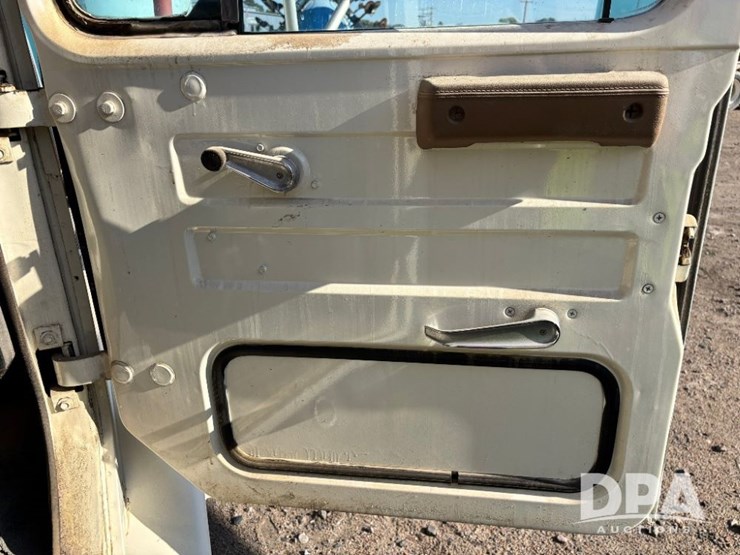 1981-international-1754-bucket-truck-(gp11561,-unit-78228)-image-70