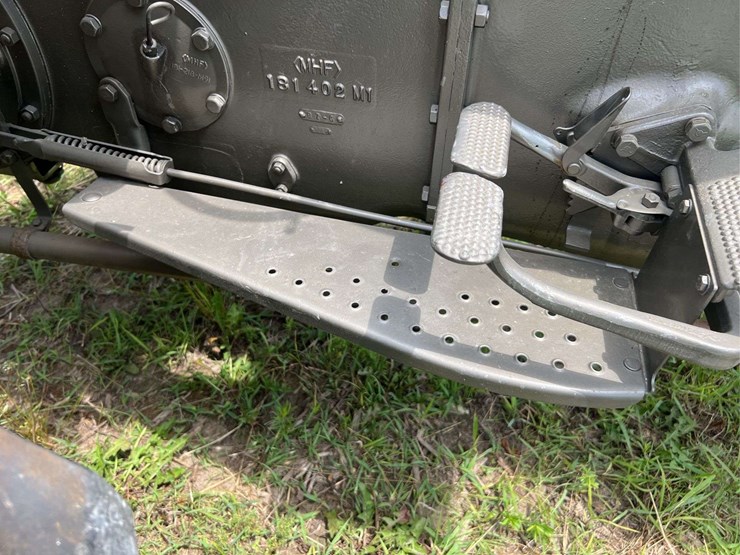 massey-ferguson-40-image-33