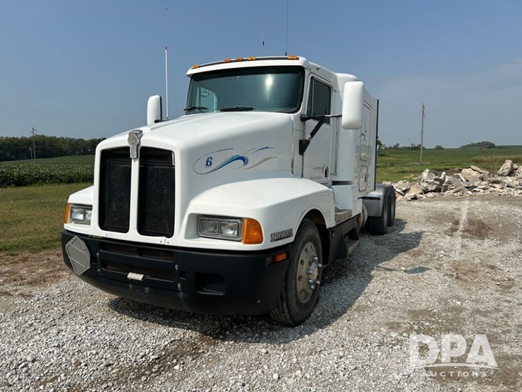 1995-kenworth-t600-image-1