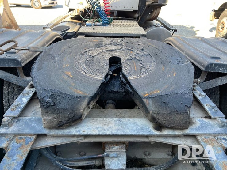 2005-kenworth-t800-image-32